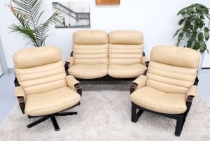 BEAUTIFUL VINTAGE TESSA AUSTIN LOUNGE SUITE(4 PC)