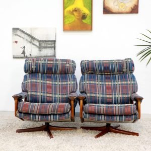 BEAUTIFUL TESSA T21 Armchairs