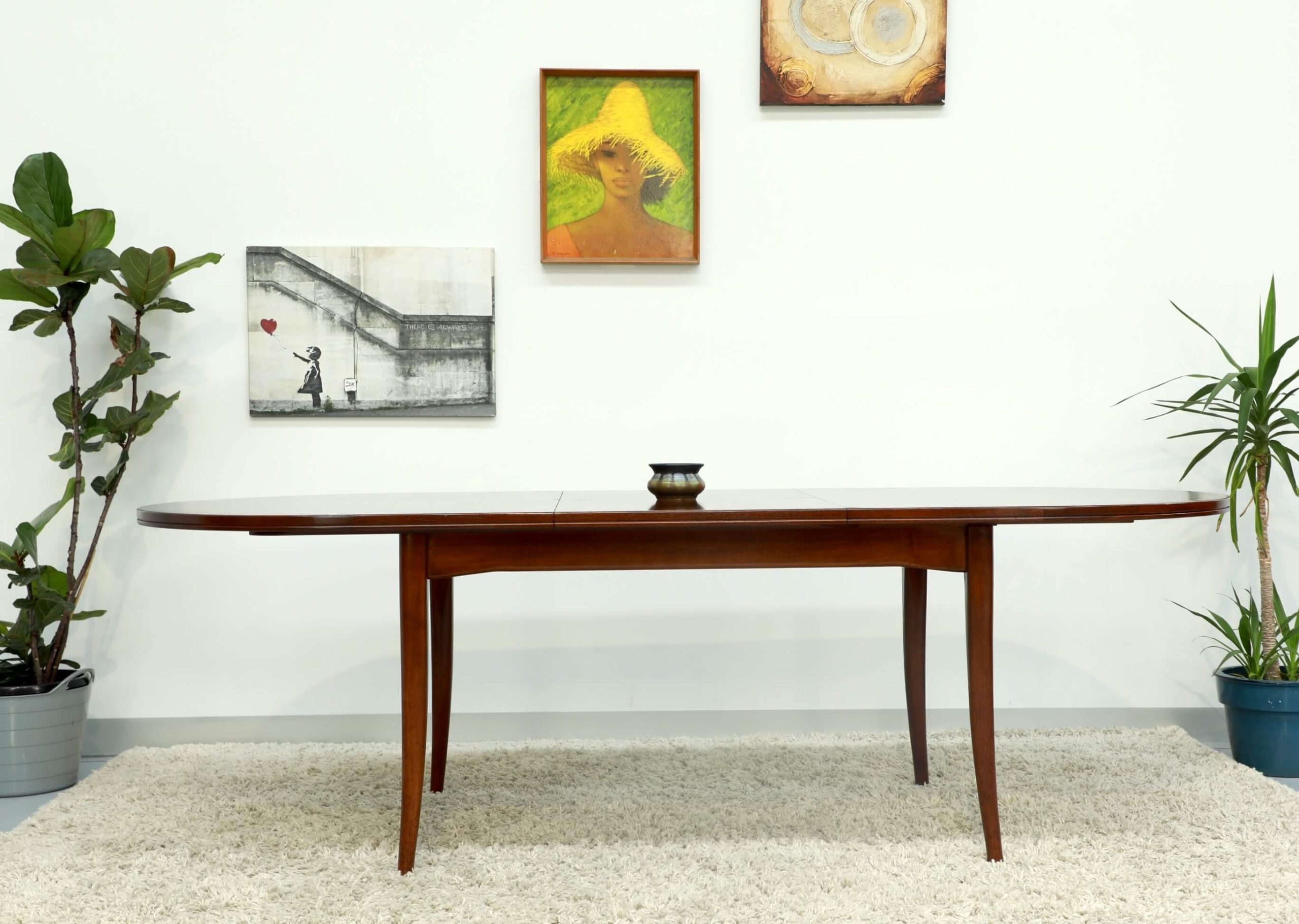 Parker extendable dining table