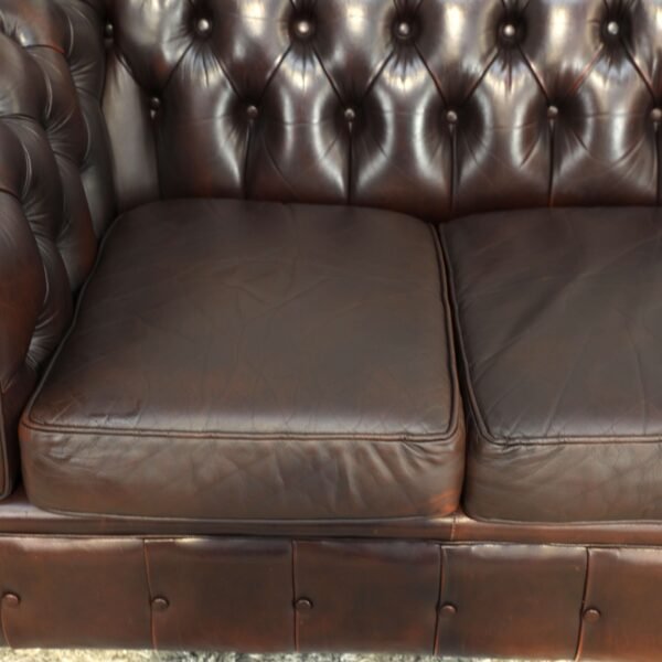 GENUINE LEATHER MORAN CHESTERFIELD 3 SEATER SOFA CHAIRS - Image 3