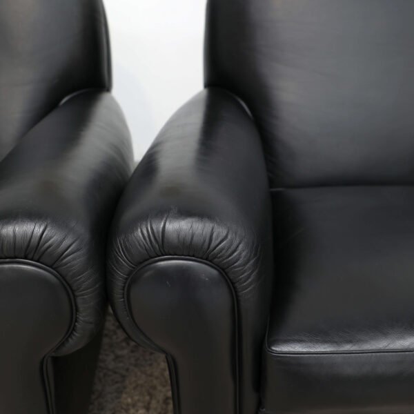 GENUINE LEATHER MORAN PAIR OF ARMCHAIRS - Image 4