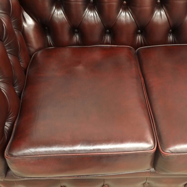 Beautiful Genuine Leather CHESTERFIELD 3 Seater SOFA - Image 6