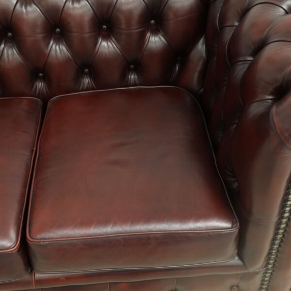 Beautiful Genuine Leather CHESTERFIELD 3 Seater SOFA - Image 8