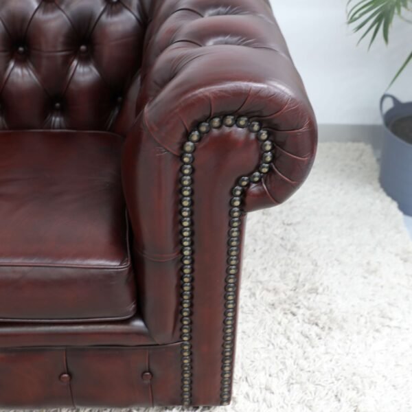 Beautiful Genuine Leather CHESTERFIELD 3 Seater SOFA - Image 9