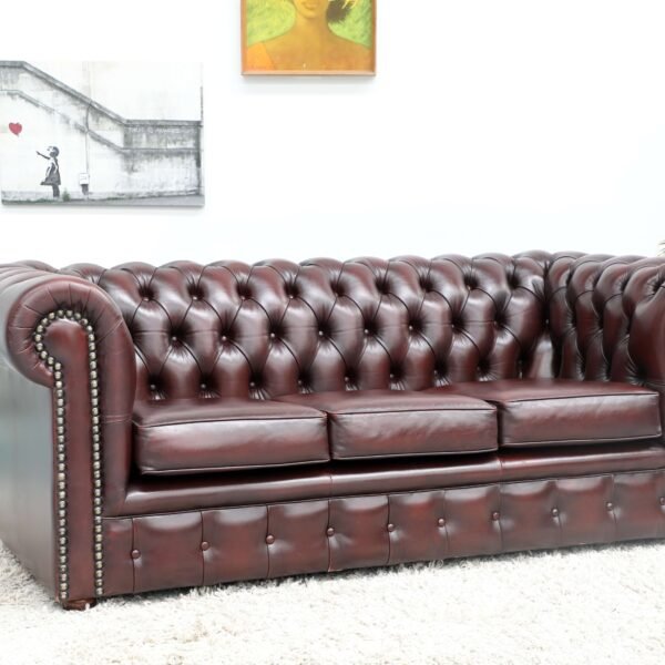 Beautiful Genuine Leather CHESTERFIELD 3 Seater SOFA - Image 13