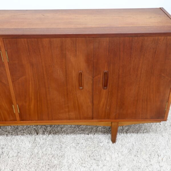 RETRO VINTAGE MID CENTURY SIDEBOARD BUFFET - Image 4