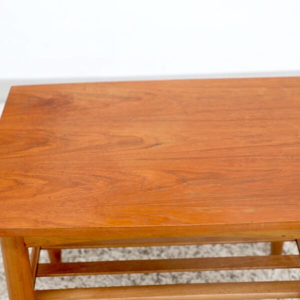 RETRO VINTAGE COFFEE TABLE WITH RACK - Image 3