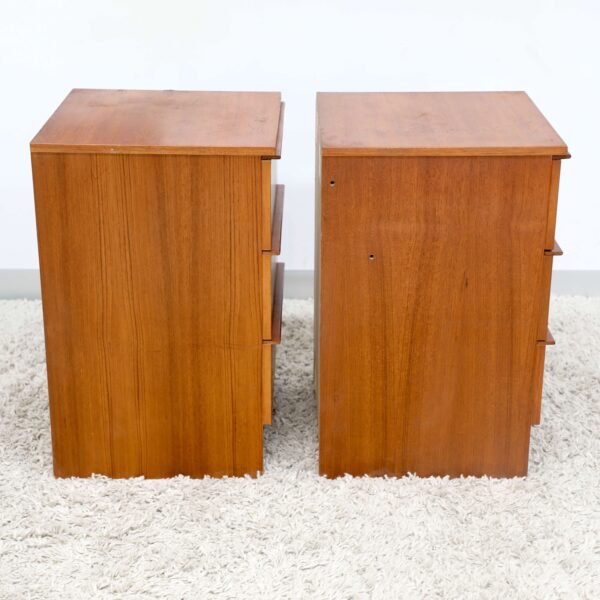 RETRO VINTAGE MIDCENTURY PAIR OF BEDSIDE TABLES - Image 10