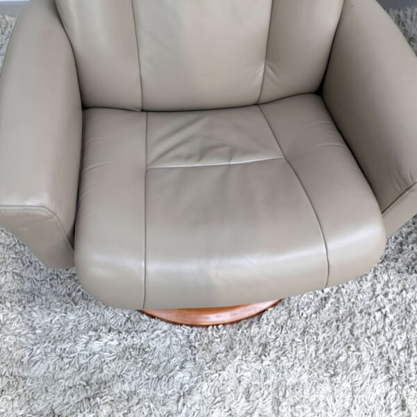 Genuine Leather IMG SWIVEL RECLINER CHAIRS FOOTSTOOLSx2 - Image 5