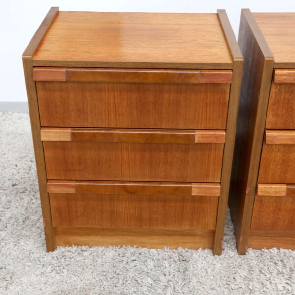 RETRO VINTAGE QUEEN BEDHEAD WITH DRAWERS - Image 3