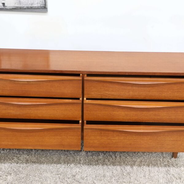 Retro Vintage Midcentury Chest Of Drawers Dresser - Image 5