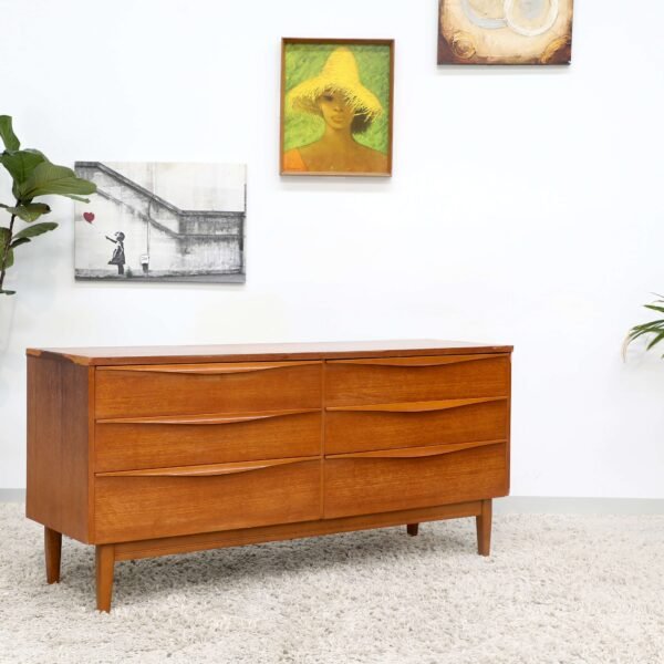 Retro Vintage Midcentury Chest Of Drawers Dresser - Image 7