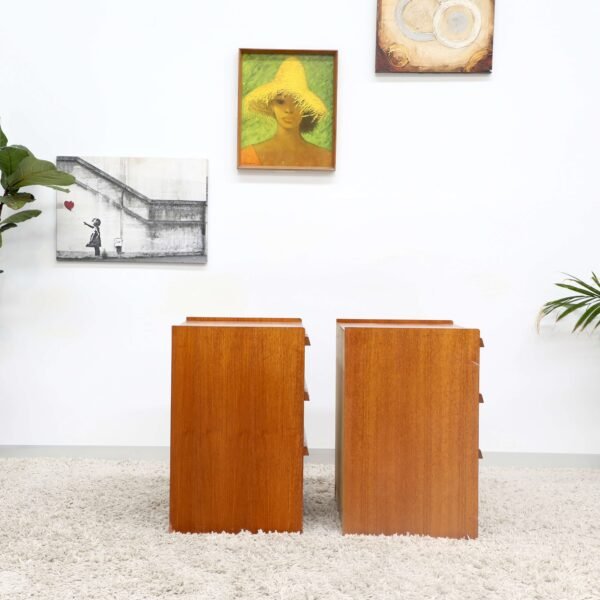 RETRO VINTAGE QUEEN BEDHEAD WITH DRAWERS - Image 8