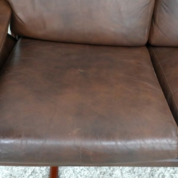 RETRO VINTAGE TESSA T21 SOFA - Image 3