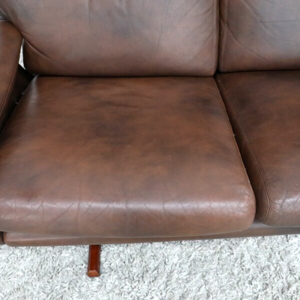 RETRO VINTAGE TESSA T21 SOFA - Image 3