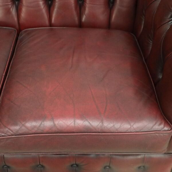 GENUINE LEATHER CHESTERFIELD 2 SEATER SOFA - Image 4