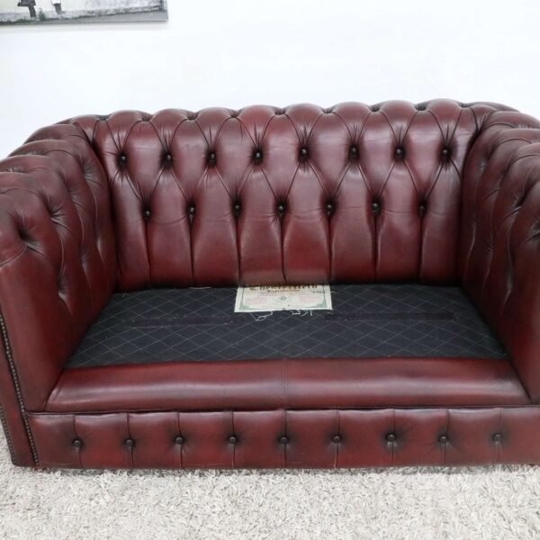 GENUINE LEATHER CHESTERFIELD 2 SEATER SOFA - Image 12