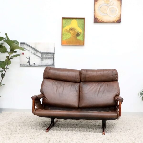 RETRO VINTAGE TESSA T21 SOFA - Image 9