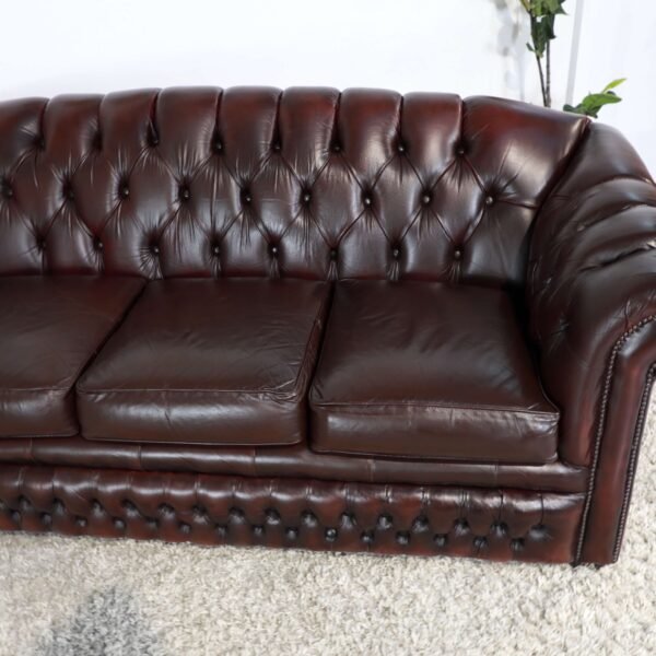 Genuine Leather CHESTERFIELD 3 Seater SOFA - Image 18