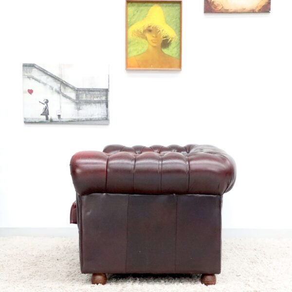 GENUINE LEATHER CHESTERFIELD 3 SEATER SOFA AND WING CHAIRS - Image 21