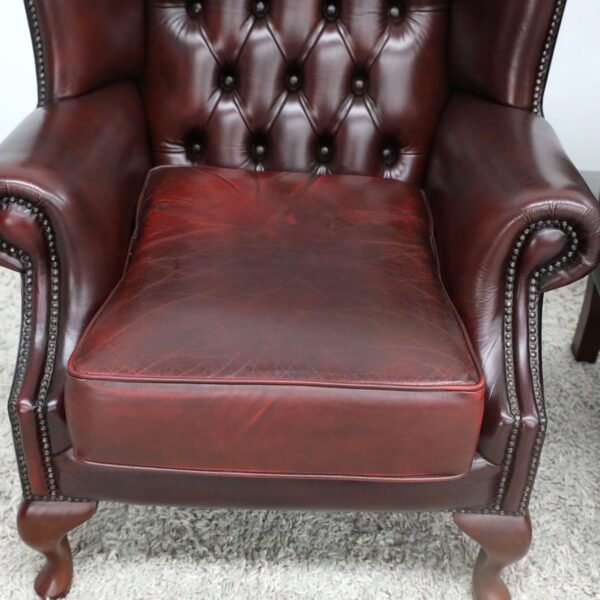GENUINE LEATHER CHESTERFIELD 3 SEATER SOFA AND WING CHAIRS - Image 24