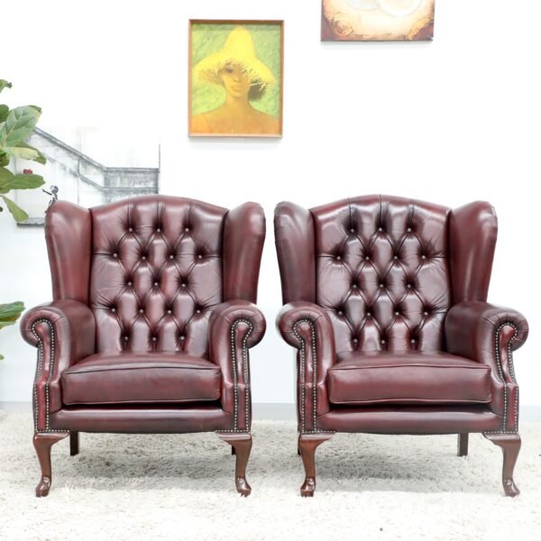 BEAUTIFUL CHESTERFIELD 3 SEATER SOFA AND WING CHAIRS - Image 19