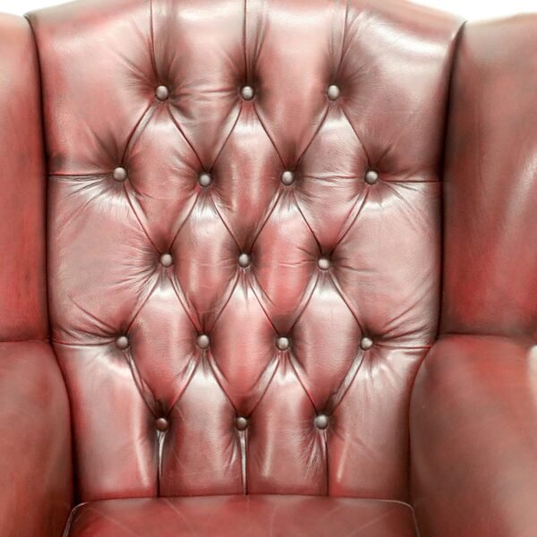 BEAUTIFUL CHESTERFIELD 3 SEATER SOFA AND WING CHAIRS - Image 21