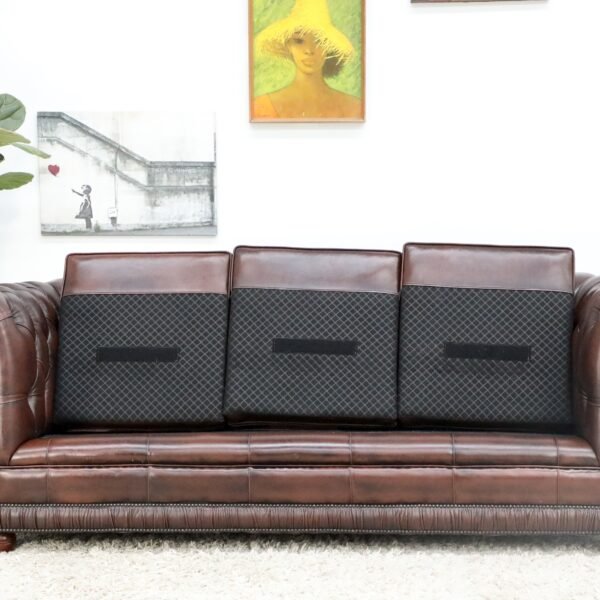 STUNNING VINTAGE CHESTERFIELD PAIR OF 3 SEATER SOFA - Image 32