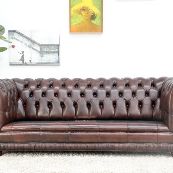 STUNNING VINTAGE CHESTERFIELD PAIR OF 3 SEATER SOFA - Image 33