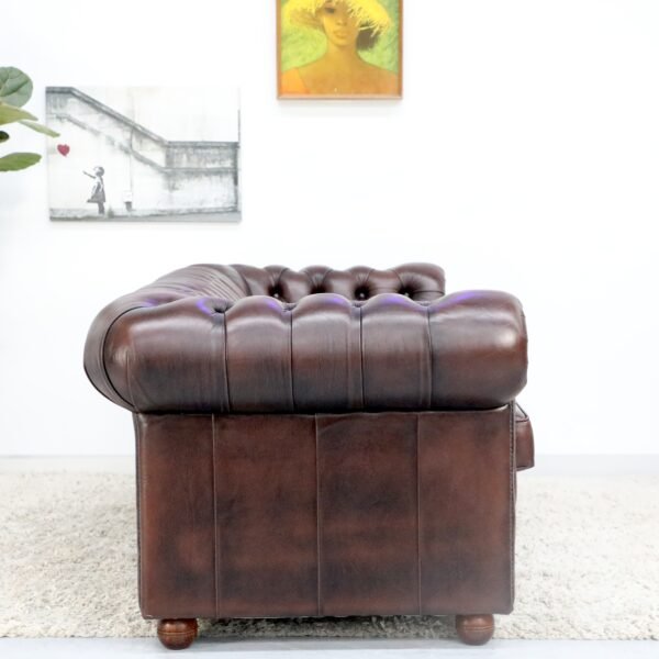 STUNNING VINTAGE CHESTERFIELD PAIR OF 3 SEATER SOFA - Image 36