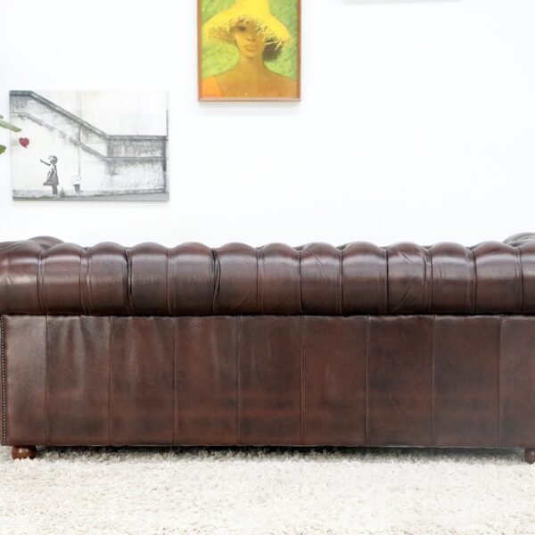 STUNNING VINTAGE CHESTERFIELD PAIR OF 3 SEATER SOFA - Image 38