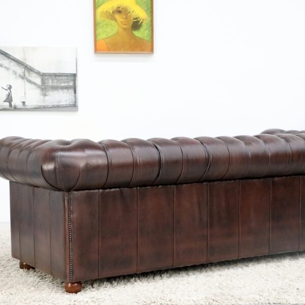 STUNNING VINTAGE CHESTERFIELD PAIR OF 3 SEATER SOFA - Image 39