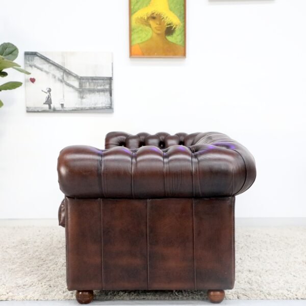 STUNNING VINTAGE CHESTERFIELD PAIR OF 3 SEATER SOFA - Image 40