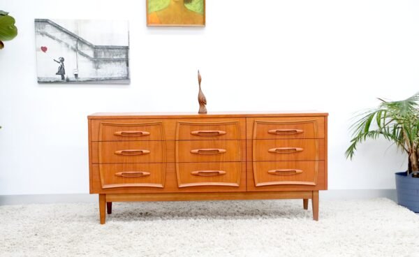 RETRO VINTAGE RELIANCE DRESSER TV UNIT