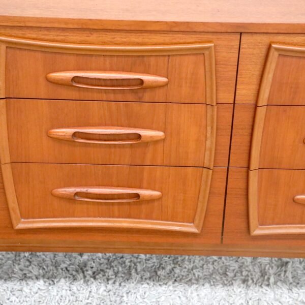RETRO VINTAGE RELIANCE DRESSER TV UNIT - Image 4