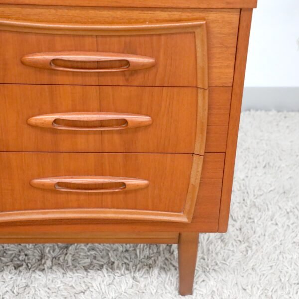 RETRO VINTAGE RELIANCE DRESSER TV UNIT - Image 5