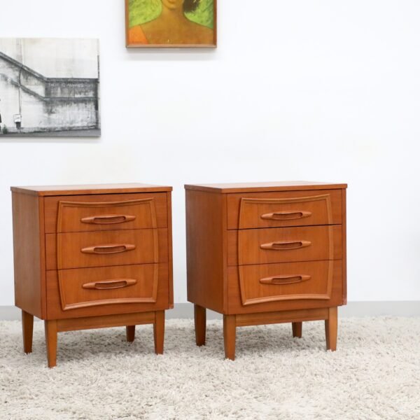 RETRO VINTAGE RELIANCE PAIR OF BEDSIDE TABLES - Image 9
