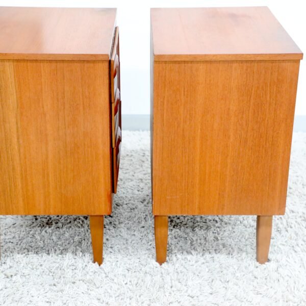 RETRO VINTAGE RELIANCE PAIR OF BEDSIDE TABLES - Image 10