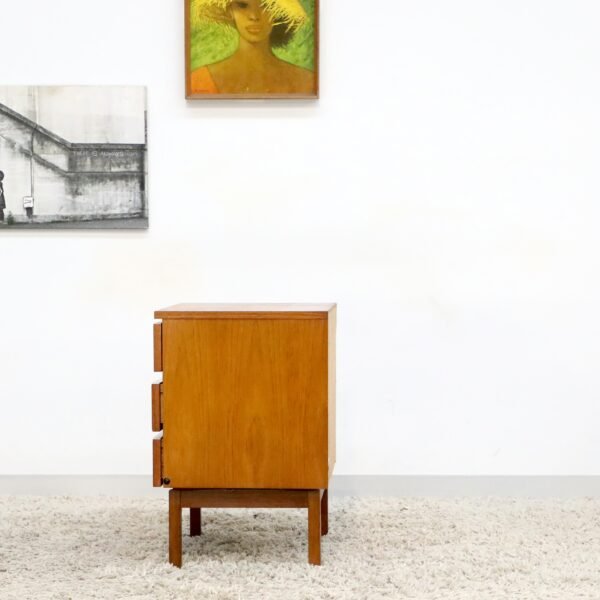 RETRO VINTAGE FLER SINGLE BEDSIDE TABLE - Image 10