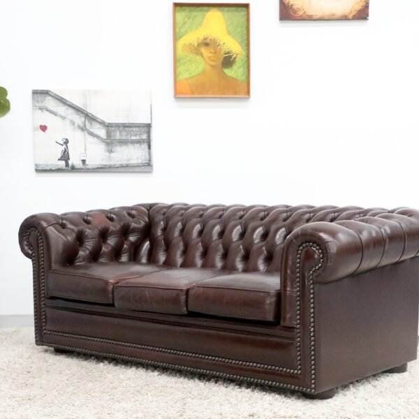 GENUINE LEATHER MORAN CHESTERFIELD 3 SEATER SOFA - Image 18