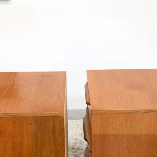 RETRO VINTAGE QUEEN BEDHEAD WITH DRAWERS - Image 17