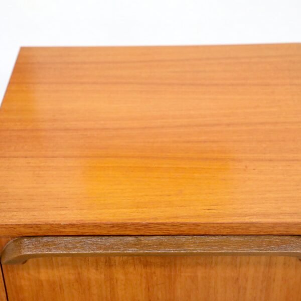 Retro Vintage Single Bedside Table - Image 3