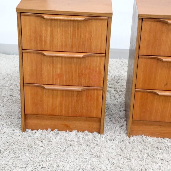 RETRO VINTAGE QUEEN BEDHEAD WITH DRAWERS - Image 4