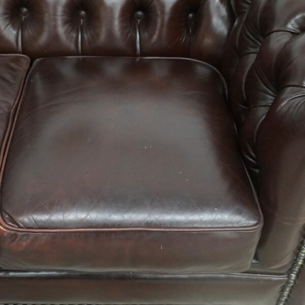GENUINE LEATHER MORAN CHESTERFIELD 3 SEATER SOFA - Image 5
