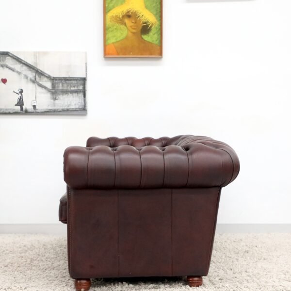 GENUINE LEATHER CHESTERFIELD PAIR OF 3 SEATER SOFA - Image 19