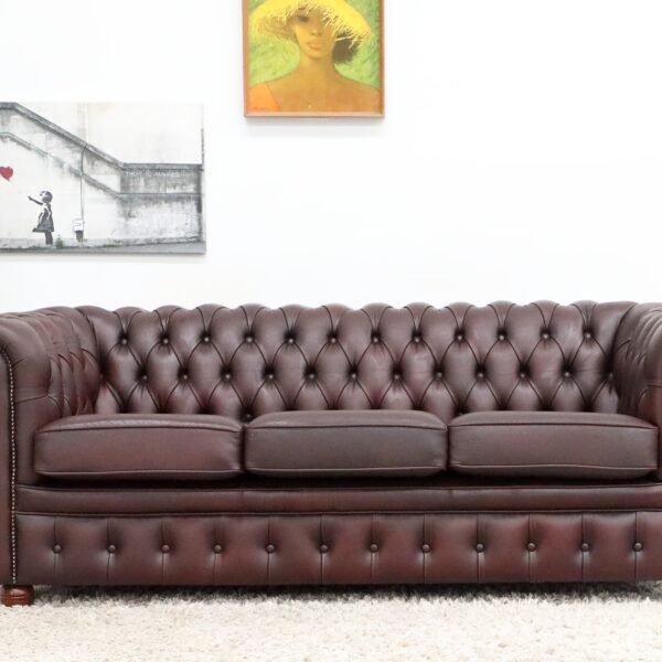GENUINE LEATHER CHESTERFIELD PAIR OF 3 SEATER SOFA - Image 21