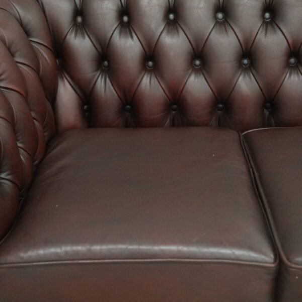 GENUINE LEATHER CHESTERFIELD PAIR OF 3 SEATER SOFA - Image 24