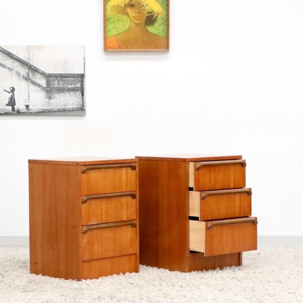 Retro Vintage Midcentury Reliance Pair of Bedside Tables - Image 8