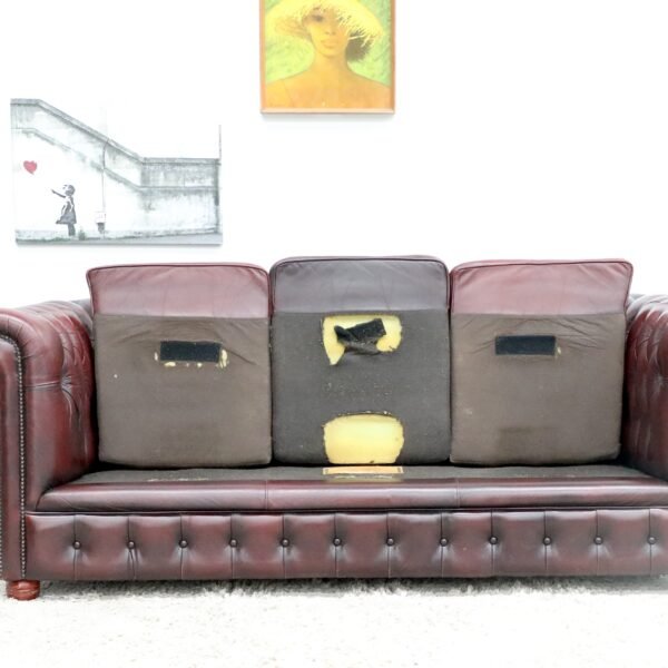 Genuine Leather Chesterfield 3 Seater Sofa - Image 11