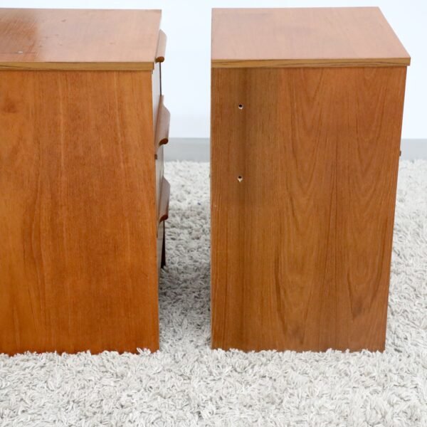 RETRO VINTAGE QUEEN BEDHEAD WITH DRAWERS - Image 12